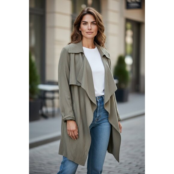 CLUB MONACO CLASSIC LINED ENDURING STYLE MOSS MINI TRENCHCOAT - Medium - Picture 4 of 13